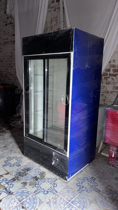 Vitrina frigorifica verticala dubla cu led