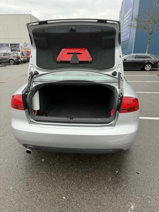 Audi A4, an 2006, motor 2.0 benzină, automat