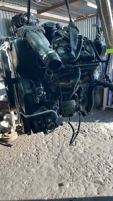 Привозной двигатель на Ауди А6С5 2.5л дизель