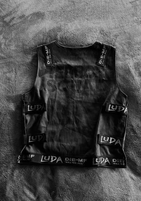 Luda military жилетка