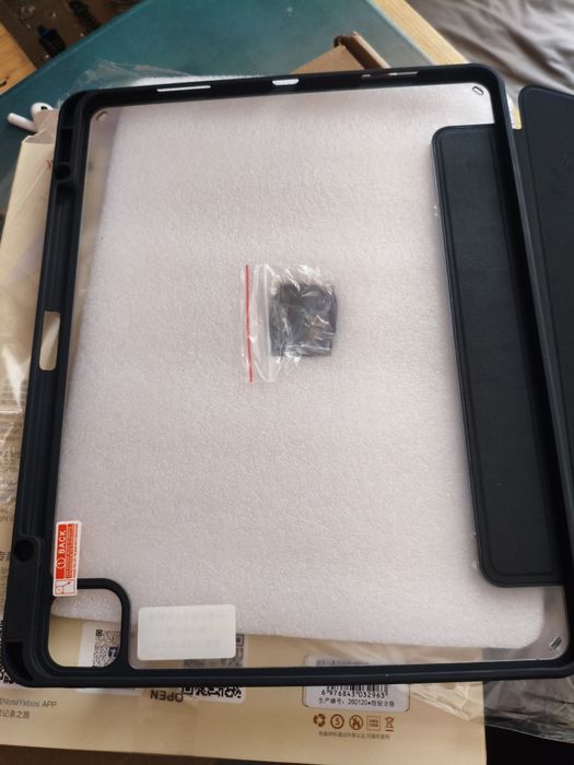 Чехол для Айпад 12 про