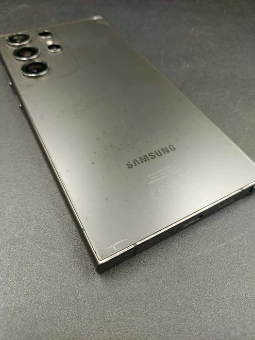 Hope Amanet P5-Samsung S24 Ultra, Black, 256GB/12GB, Spate ciobit !