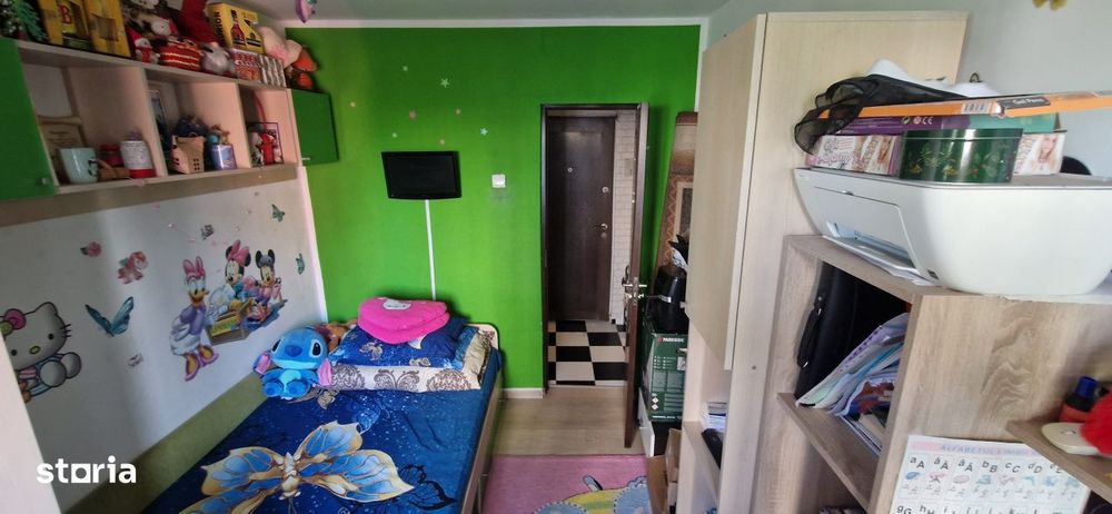 Apartament 3 camere, 54 mp, zona Craiovita Noua