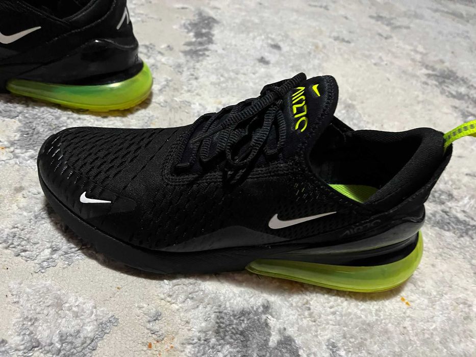 Adidași Nike Air Max 270c