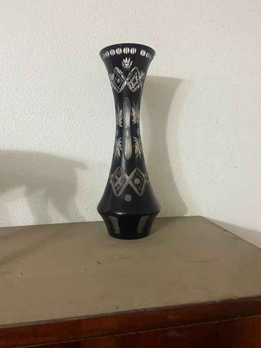 Vand pahare de cristal  si altele