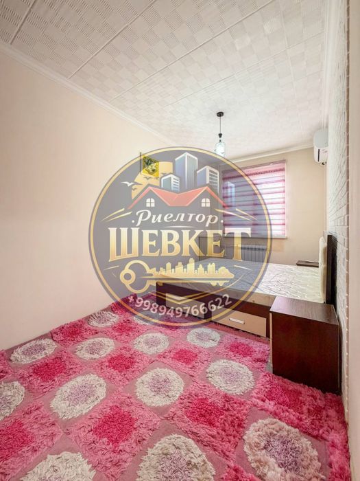 Продам квартиру 2/2/5 с балконом 1.5х3 Ялангач