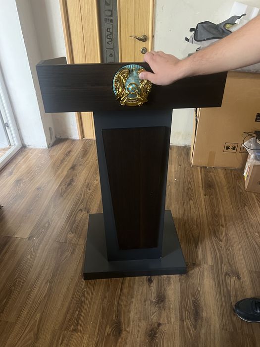 Трибуна , стенд оратора спич трибуна