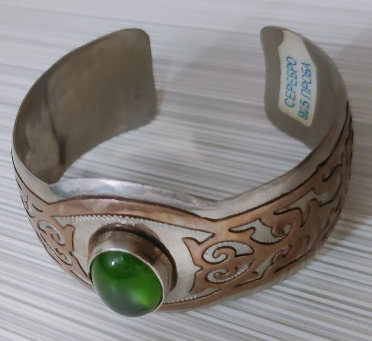 Продам серебряный браслет