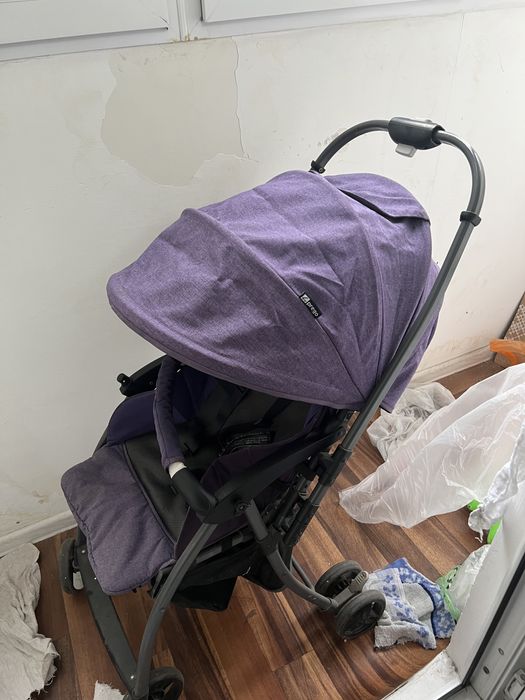 коляска детская компактная