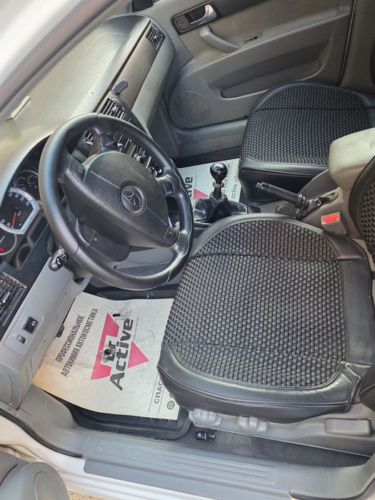 Jentra 2015 yil 4 ta yumshoq balon taqilgan metan ustanovka qilingan