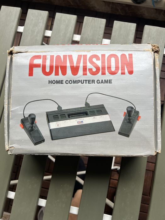 Ретро конзола Funvision 2600 Compatible