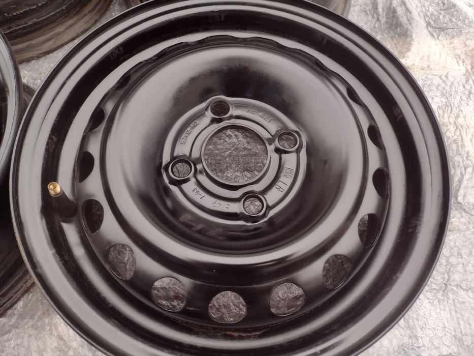 Топ състояние 13-4х100 ЕТ49 5j Опел Корса Б