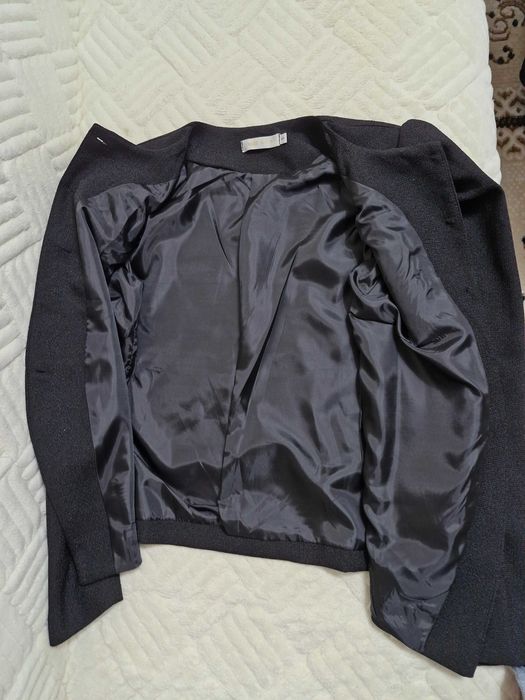 Продаётся женский пиджак