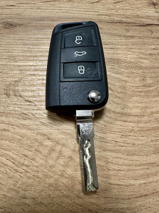 Ключ от VW Golf