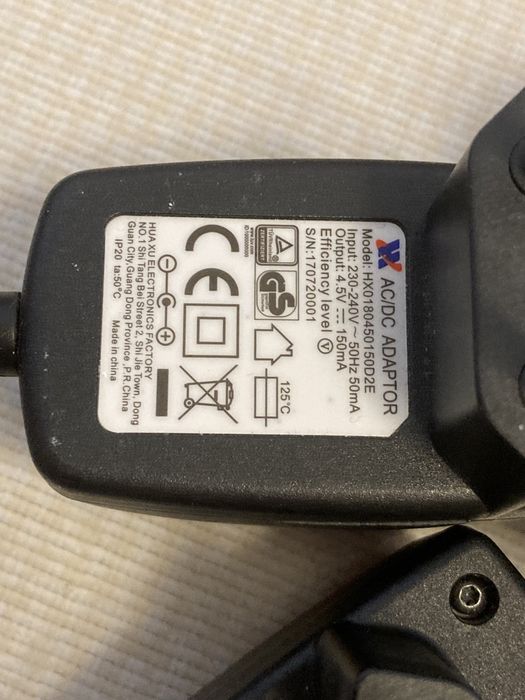 Alimemtator 4v . Transformator 4v . Adaptor 4v