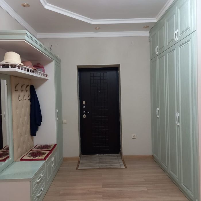 Продам квартиру 3-х комнатная