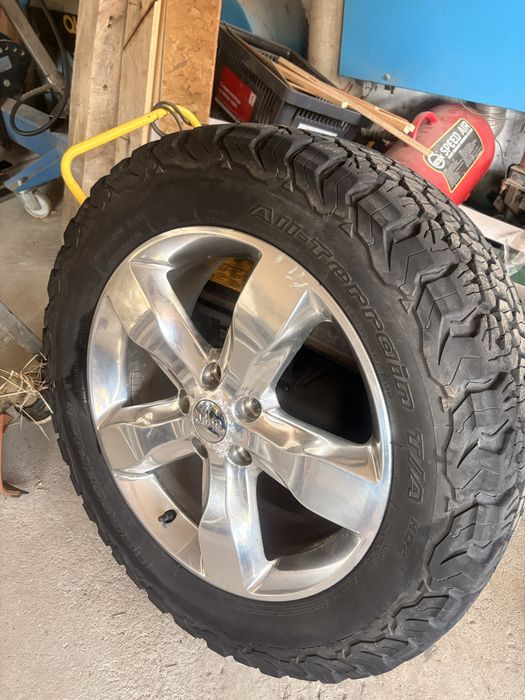 ДЖАНТИ С ГУМИ И ФЛАНЦИ 5х127 Jeep Dodge Chrysler