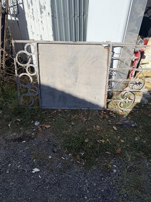 Продам б/у ворота с калиткой