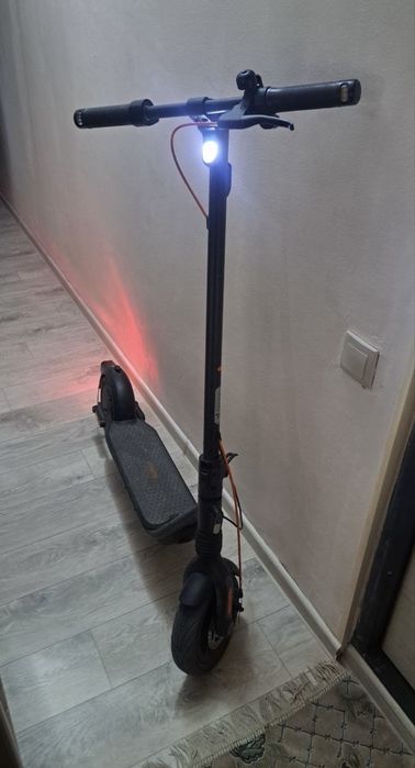Ninebot Kickscooter F2 Pro