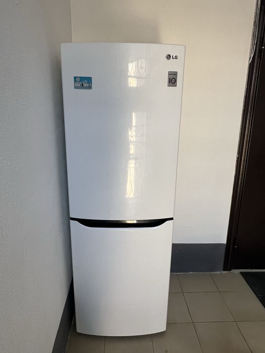 Продам холодильник LG