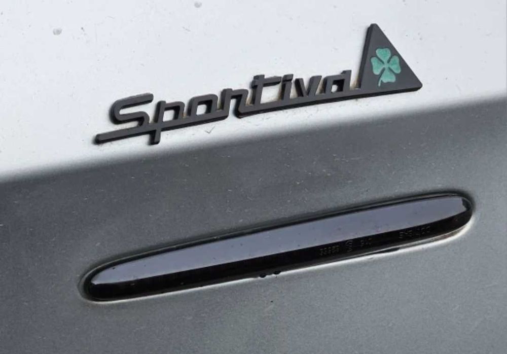 Динамични бягащи мигачи за калниците Алфа Ромео Alfa Romeo Giulietta