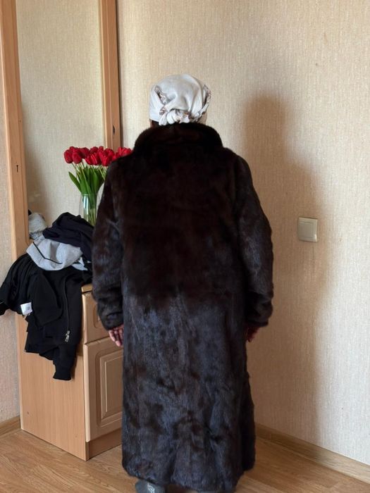 Шуба сатылады  жағдайы жақсы