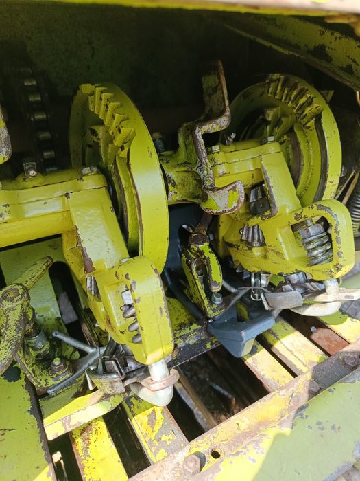 Vând balotiera class marcant 50