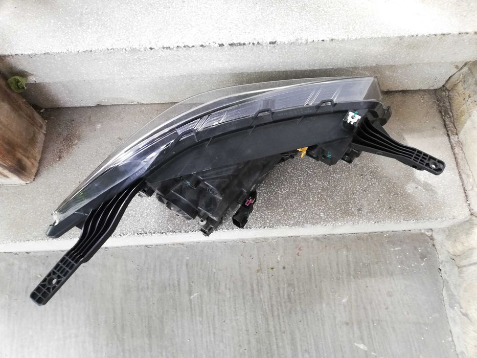 Фар MG ZS LED ляв