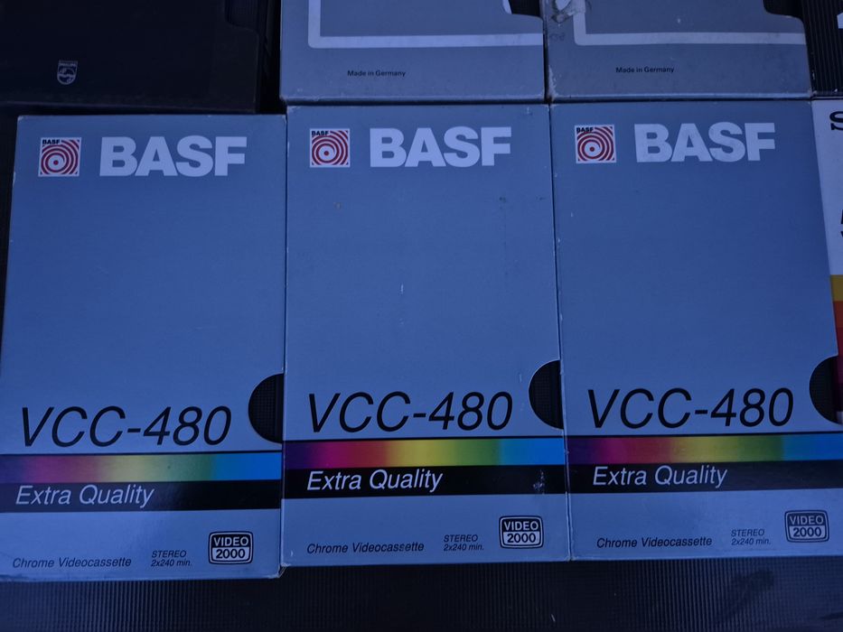 Vând 15 casete video 2000 VCC  Basf,Siemens,Sony,360,480minute,filme