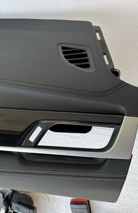 Арматурно табло колани airbag X1 F48 Lift Кожа Оригинал