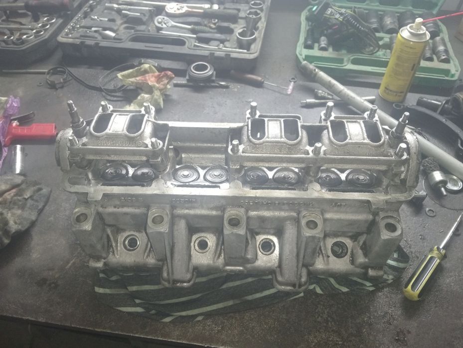 Продам ГБЦ ваз 2108