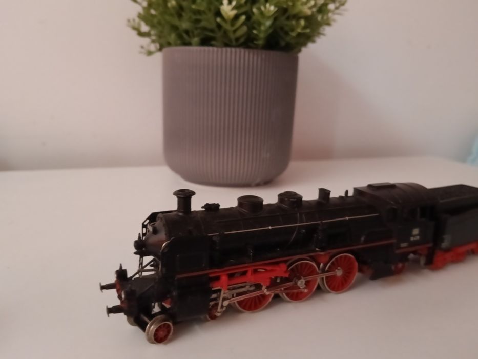 Locomotiva marklin AC 18 478 scara h0