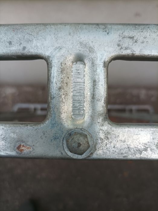 Багажника е разтегателен