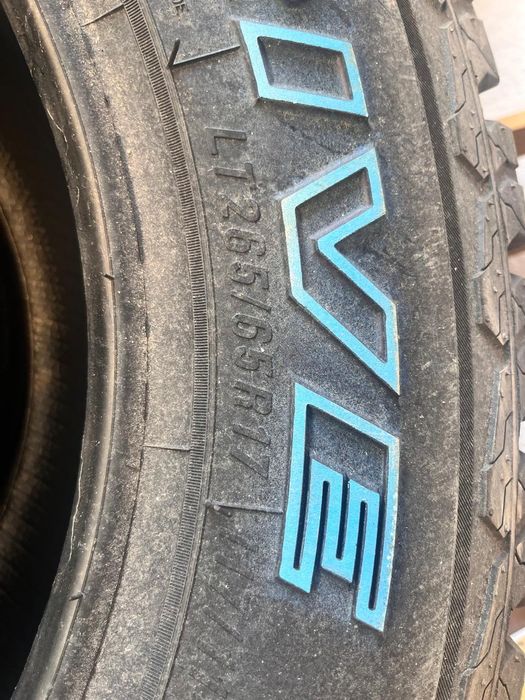 Продам резину 265/65r17