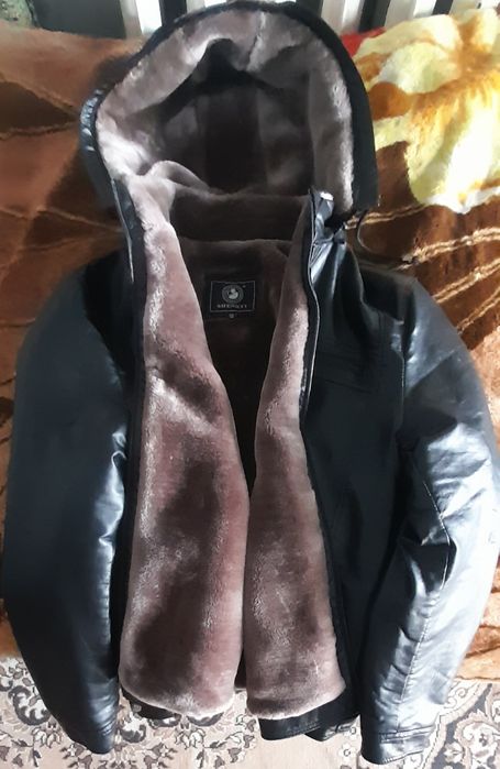 Продам куртку зима-весна