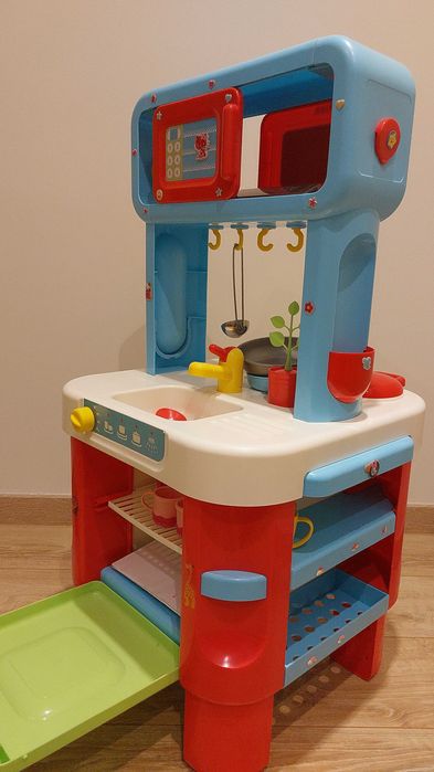 Cadoul ideal - Mothercare  - minibucatarie pentru copii