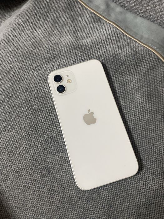 Продам iphone 12