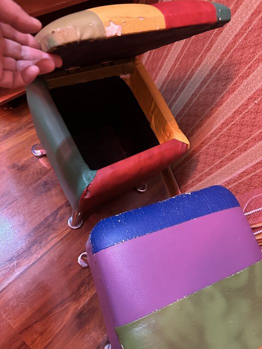 Продам Диван сдвумя банкетками