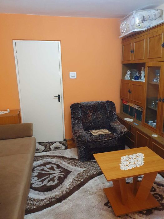 Apartament 2 camere, luminos și bine poziționat – Gara Caracal