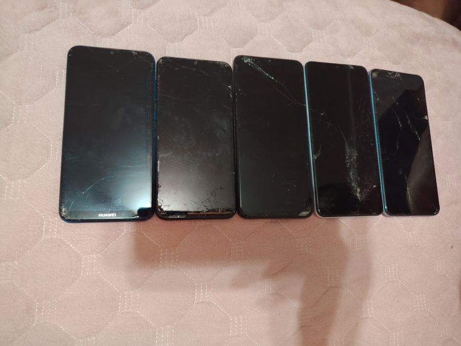 Telefoane pentru piese