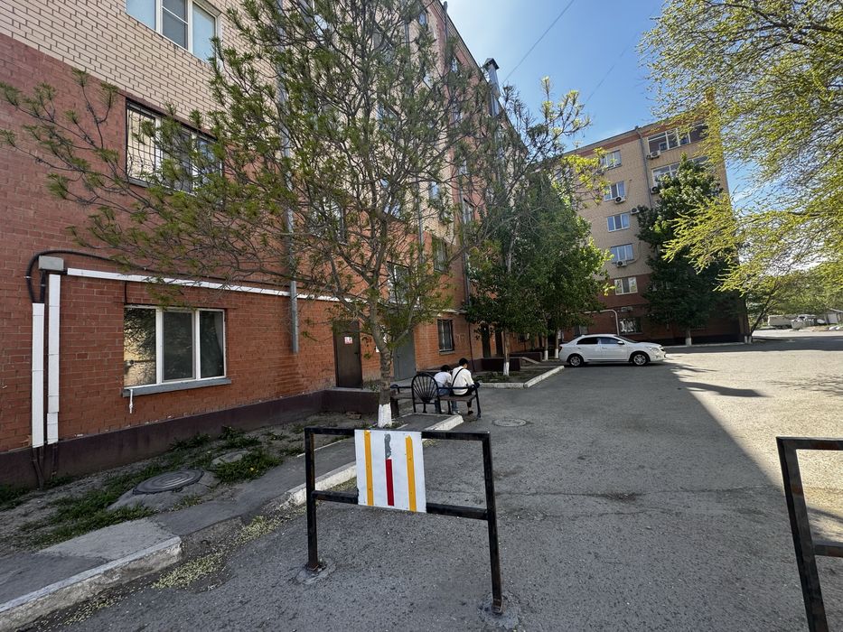 Продается 2-комнатная квартира в центре