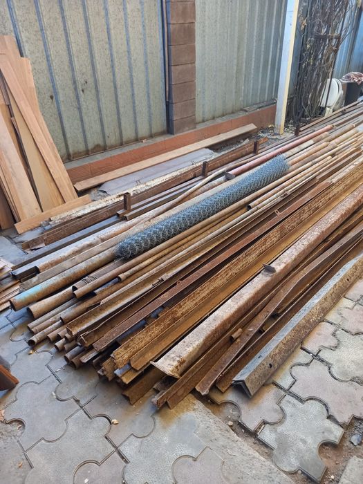 Ёмкость. Бруса и металл