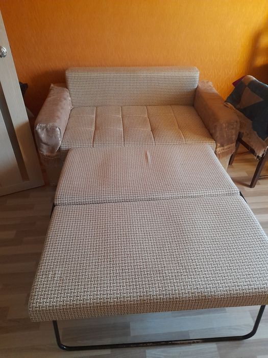 Продам раскладной диван