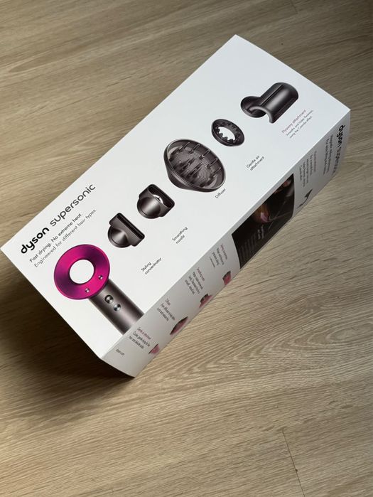 Dyson supersonic HD08 сешоар