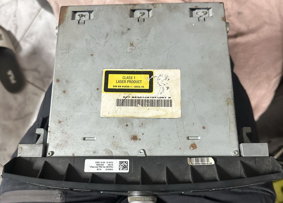 Навигация, СД , Радио за Мерцедес E212