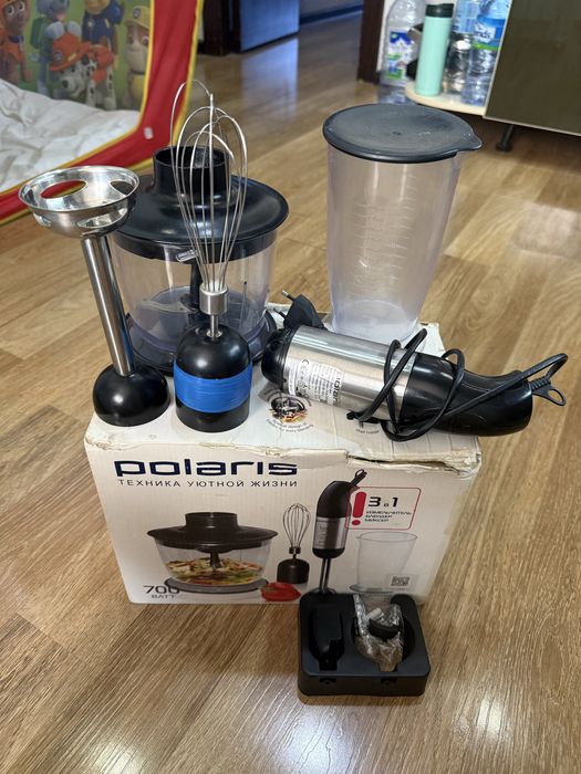 Погружной блендер Polaris PHB 0707A