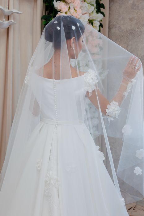 Свадебное платье ручной работы