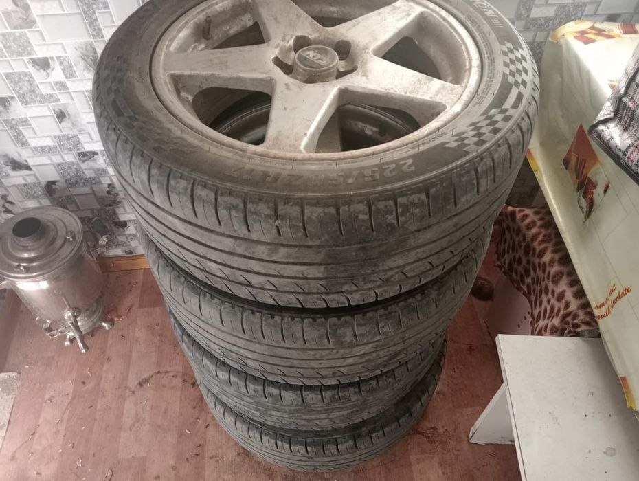 Шины с дисками летние