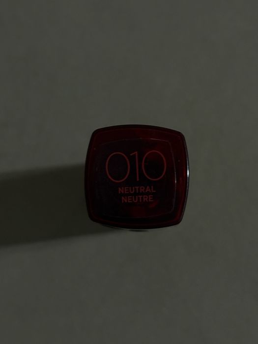 Тональный Loreal 010