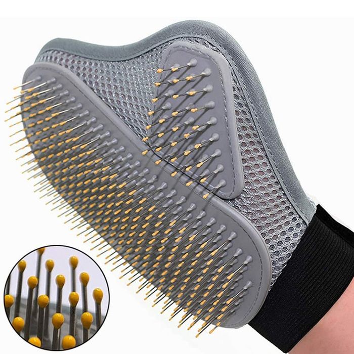 Перчатки для ухода и  купания домашних питомцев